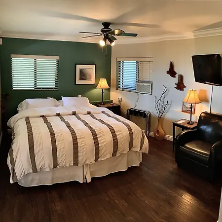 The Fraser River'S Edge B&B Lodge-3